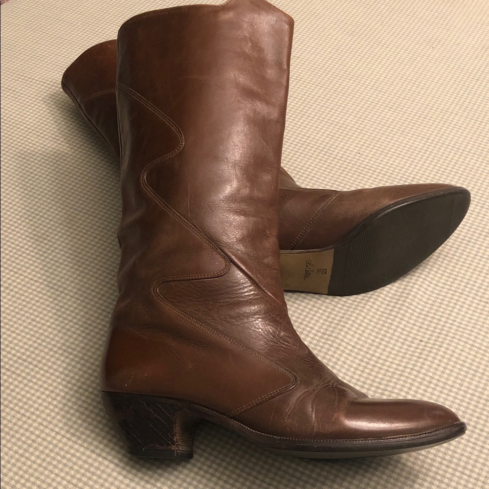 Vintage LaVallee Brown Leather Western Heel Boots Size 8.5 Narrow Gold Award OS